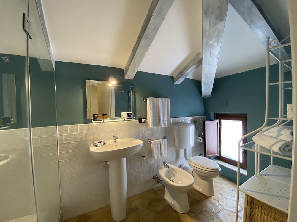 Relais 147 48/49