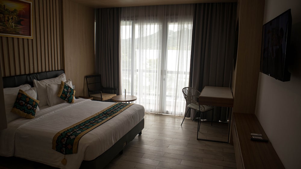 Raja Hotel Kuta Mandalika Resort & Convention 26/64