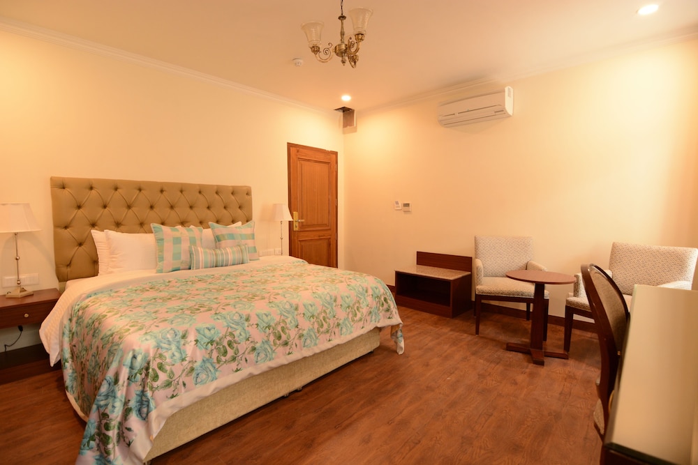 Welcomheritage Ashdale 12/43