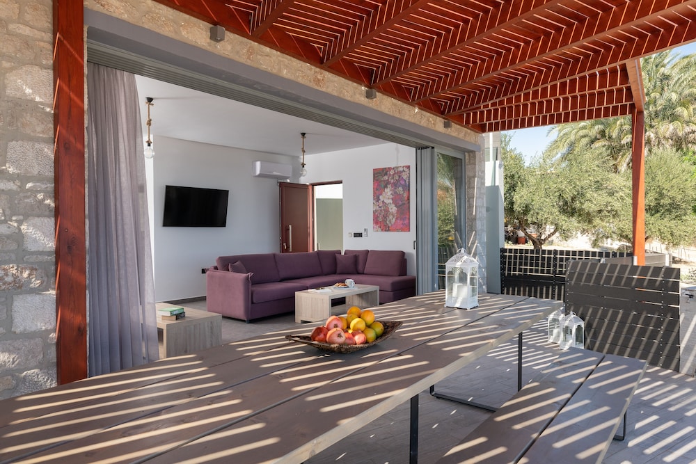 Southrock Villas 43/62