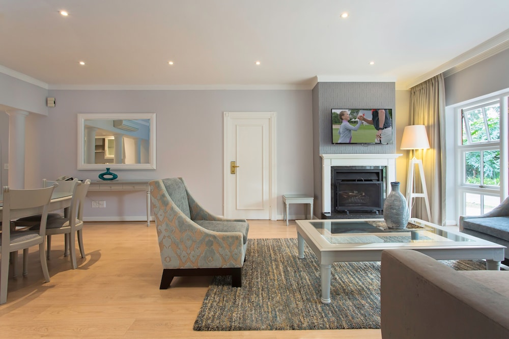 Fancourt Hotel 43/68