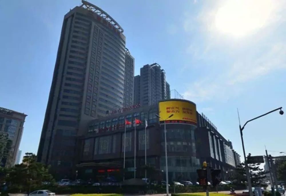 JUNYU GRAND HOTEL 1/33