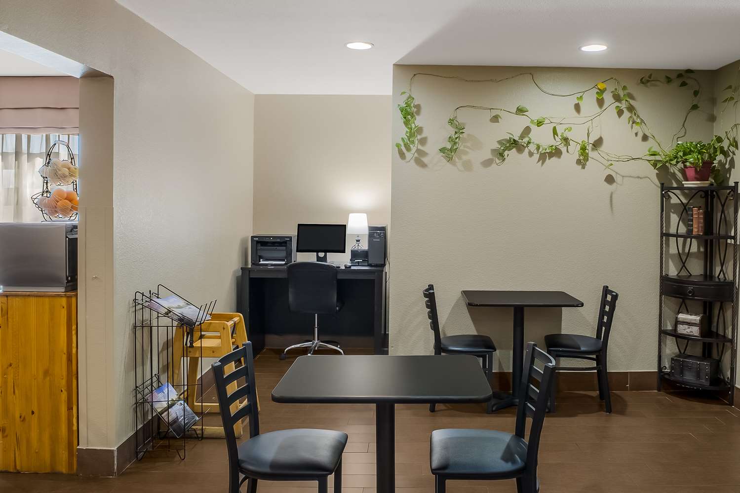 SureStay Plus Hotel by Best Western Superstition Springs 8/12