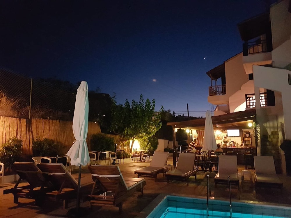 Sirocco Apartments 26/31