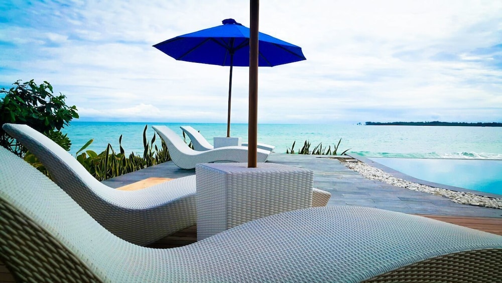Bintan Pearl Beach Resort 41/43