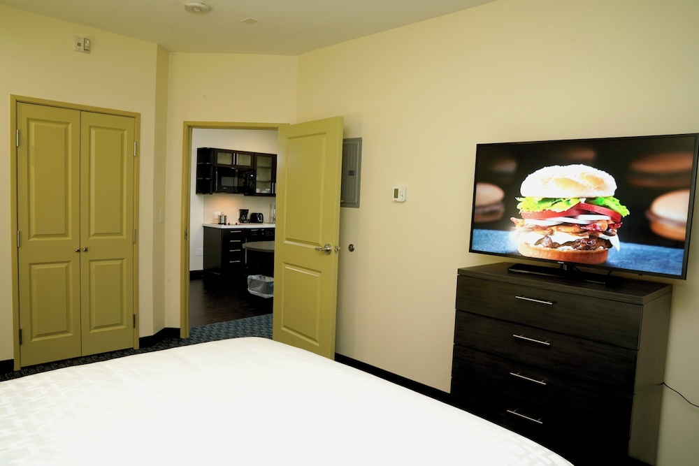 1 Bedroom, Suite, King Bed, Accessible