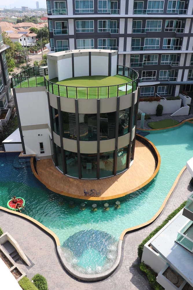 Wisdom Hotel and Residence 13/50