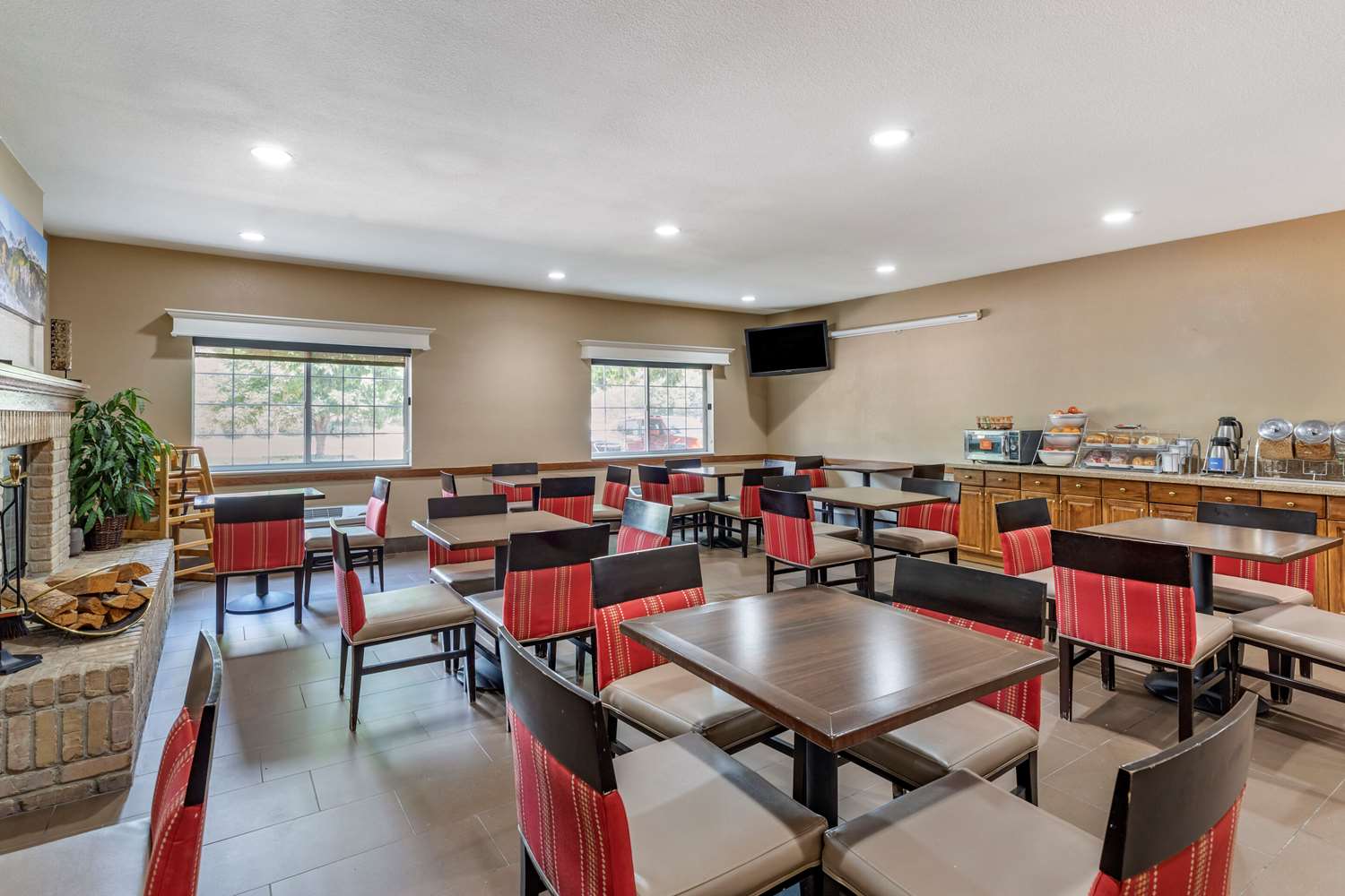 Comfort Suites Fort Collins Near University 31/35