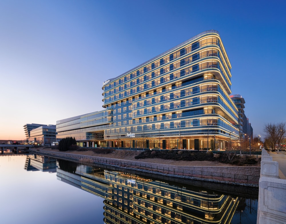 Radisson Hotel Beijing Daxing Airport in Daxing