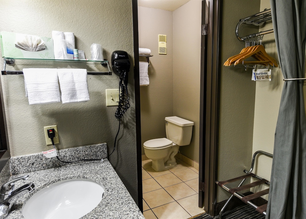 Best Western McCarran Inn 16/42