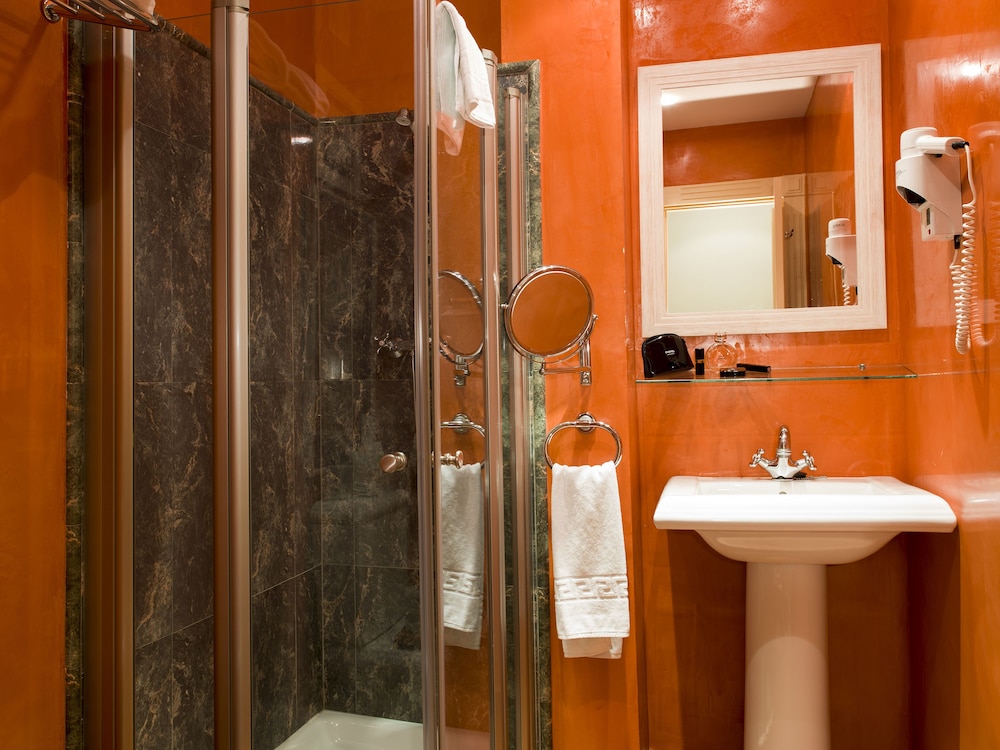 Hotel Yit Vereda Real 44/50