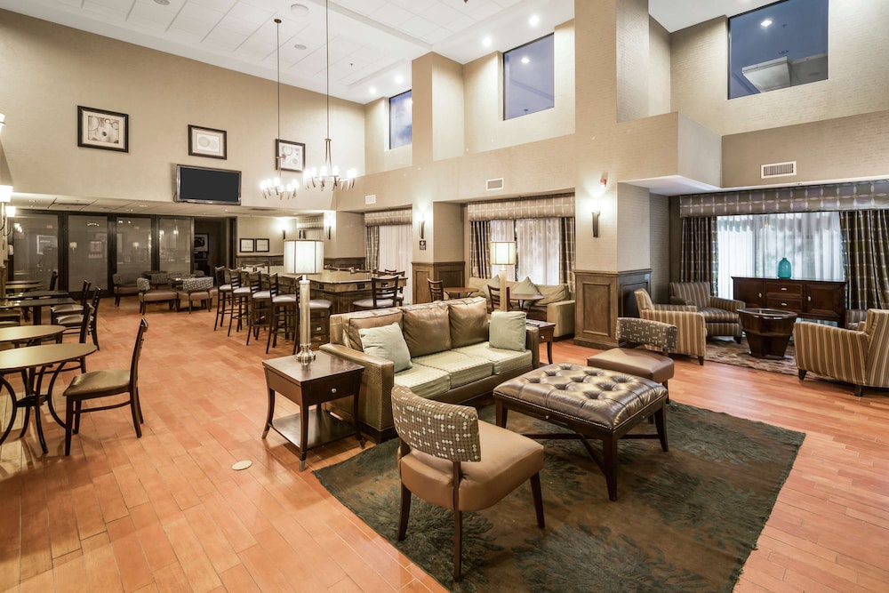 Hampton Inn Wilson Downtown 26/50