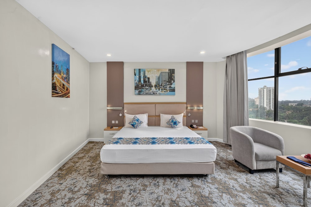 Deluxe, Suite, King Bed