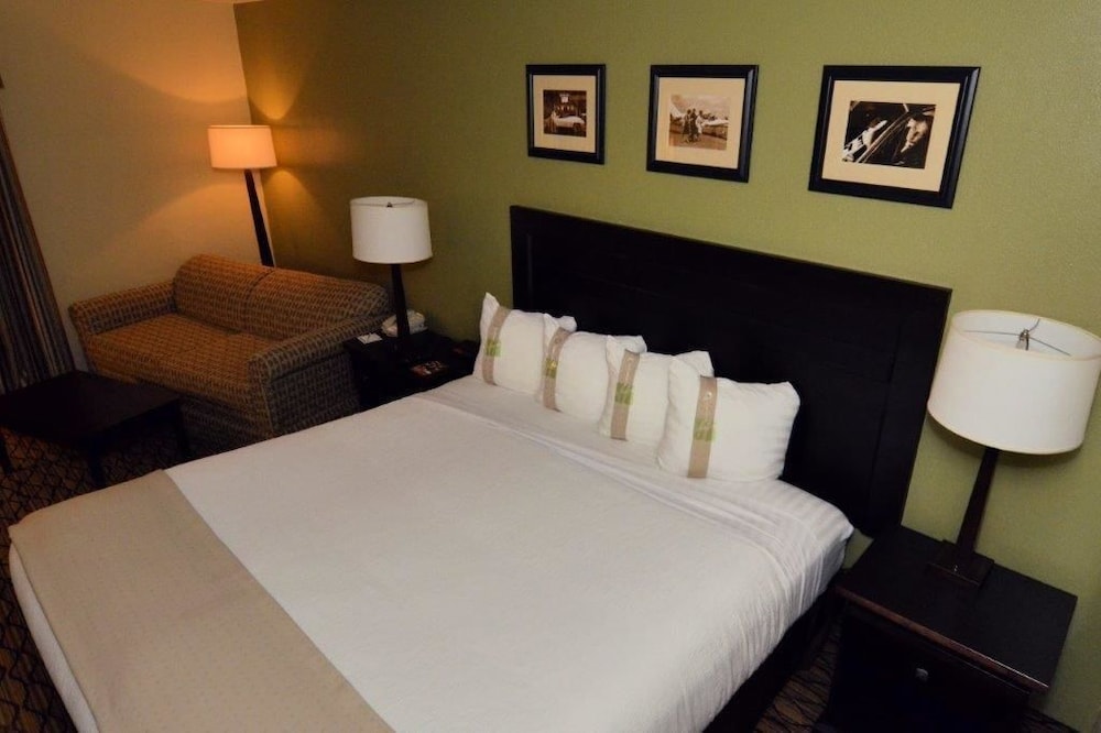 Holiday Inn Fort Myers - Downtown Area an IHG Hotel (ex. The Edison at Midtown) 58/58
