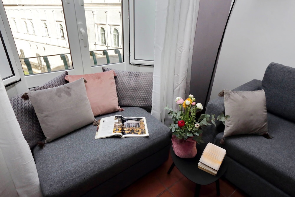 Pellegrino 2 - WR Apartments 24/42