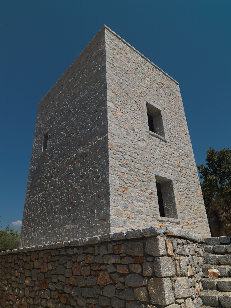 Kamares Villa 2/69