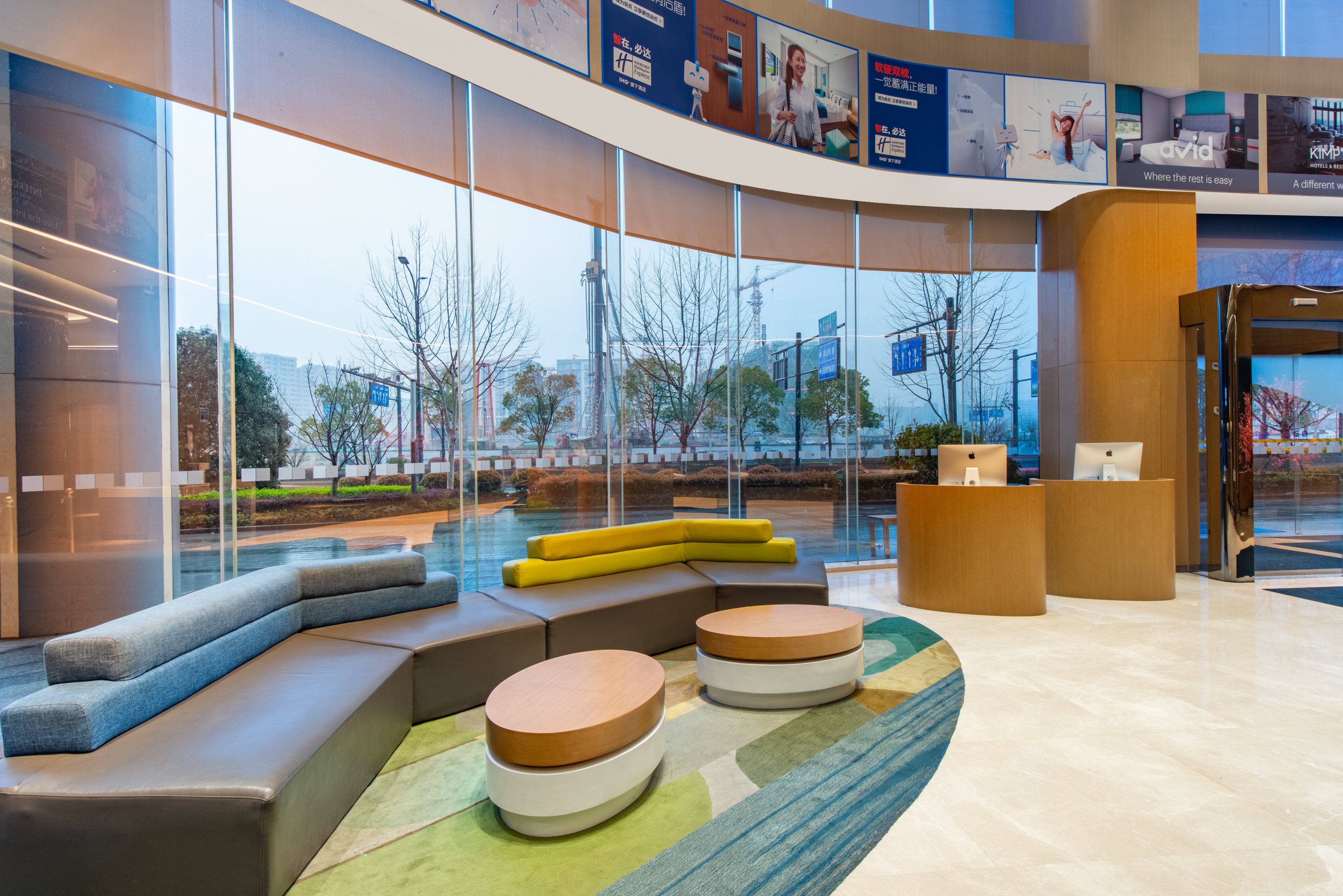 HOLIDAY INN EXPRESS HANGZHOU EAST STATION 25/45