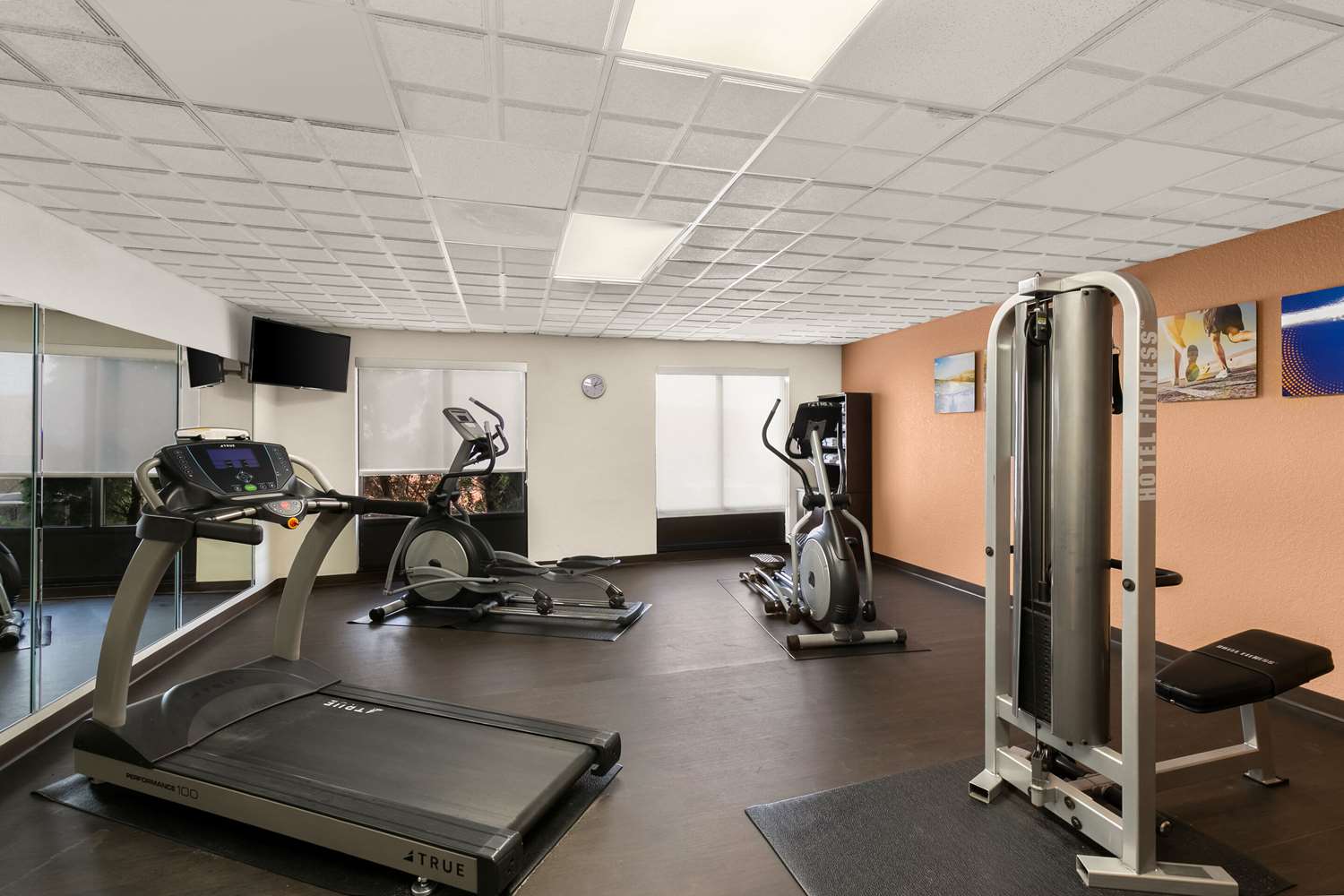 Comfort Suites Commerce 9/20