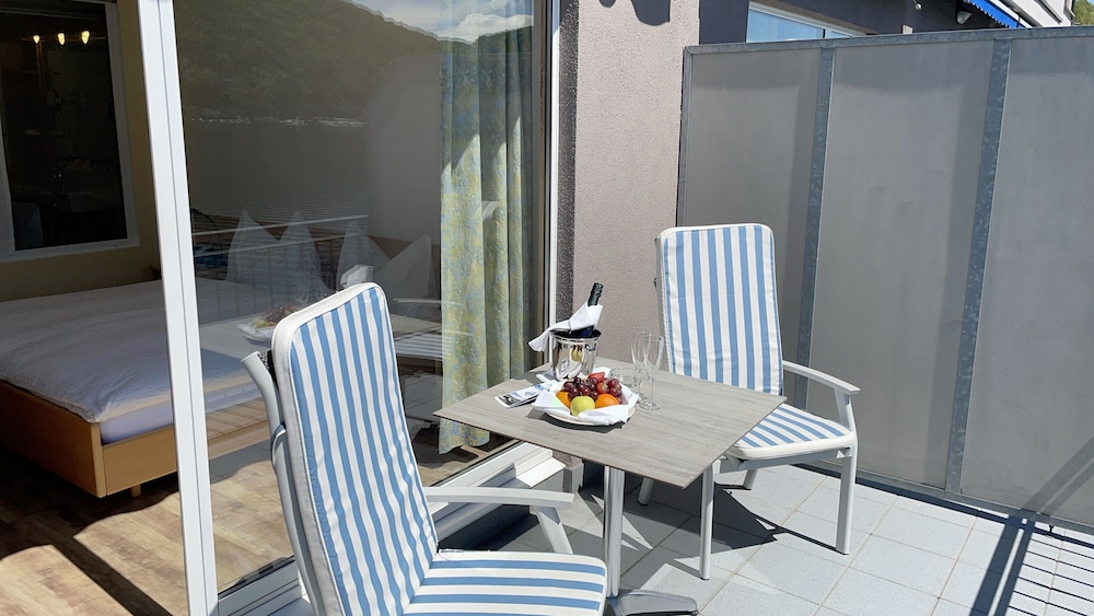 TRESA BAY HOTEL 21/32