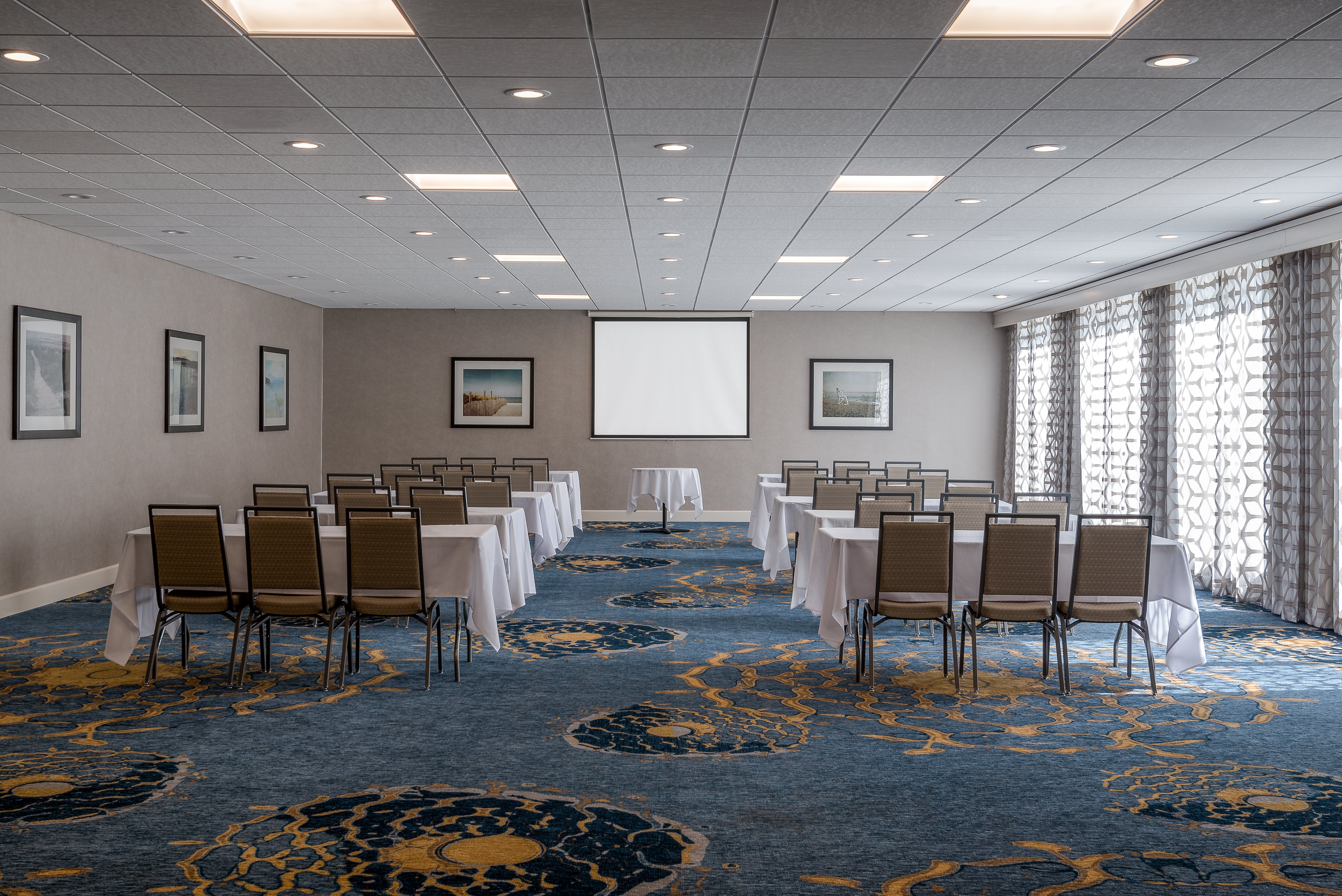 Holiday Inn South Kingstown (Newport Area) 65/78