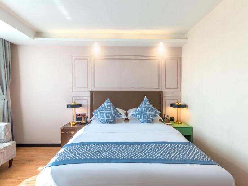 Gem Fuyang City Linquan County Jiangziya Plaza Hotel 6/35