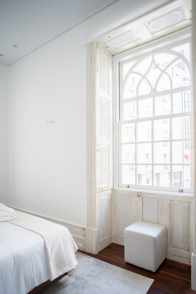2 BEDROOMS, FAMILY, APARTMENT