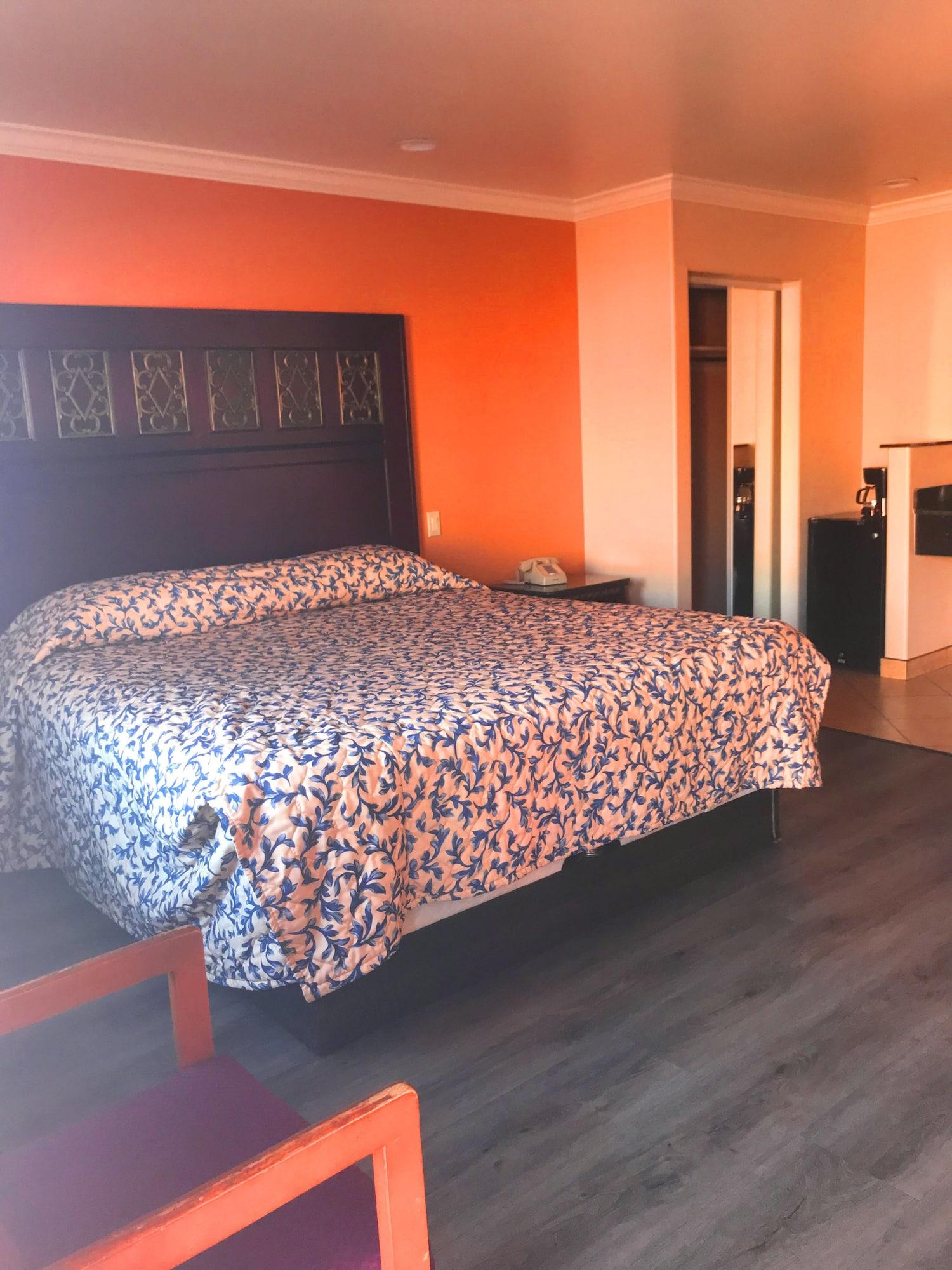 Hyland Motel 15/31