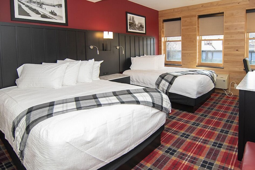 Water Street Inn 20/64