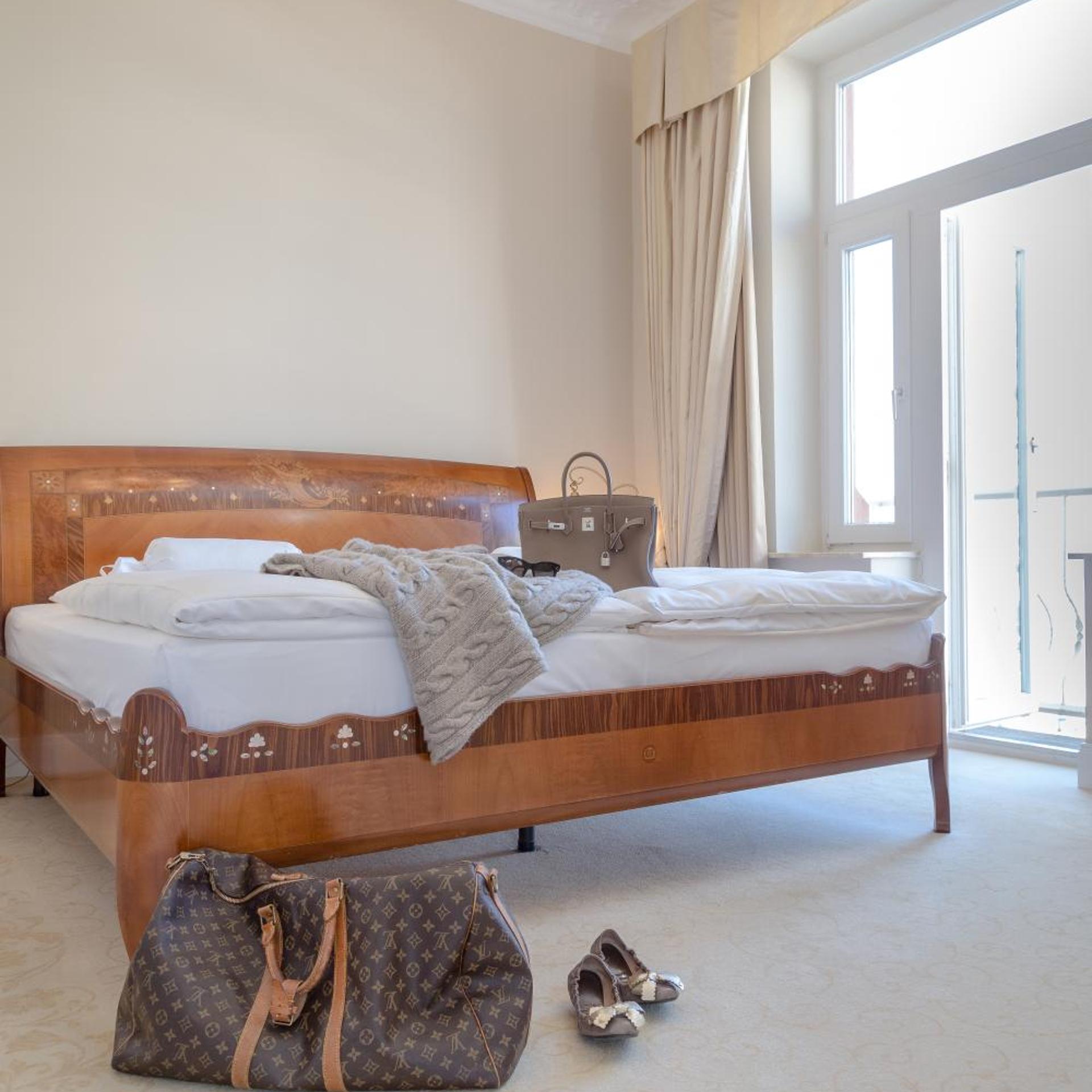 Suite, Lateral Side Sea View