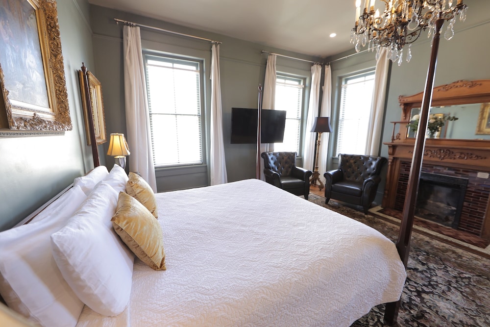 Foley House Inn 26/75