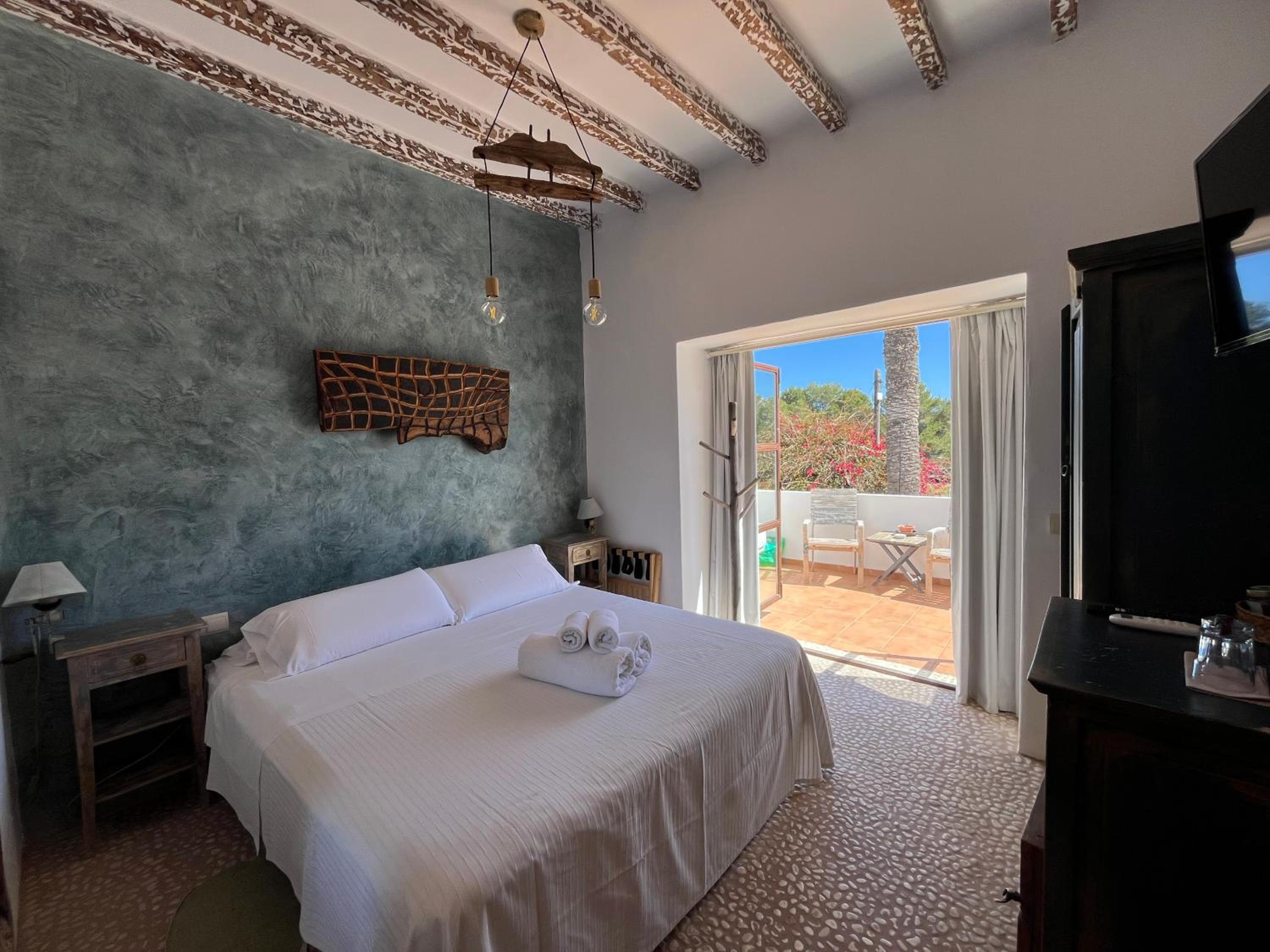 Design, Double Bed, Private Bathroom, Balcony