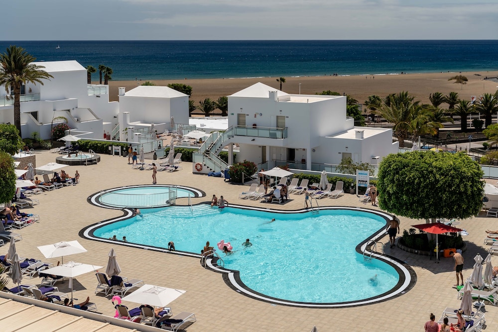 Lanzarote Village Hotel 7/69