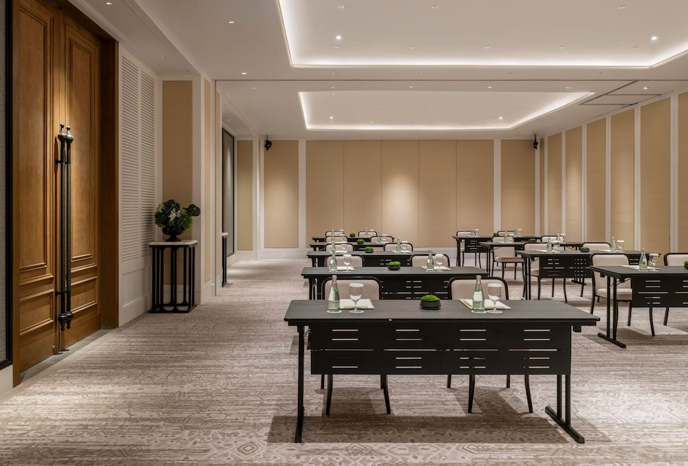 Dusit Thani Bangkok 47/58