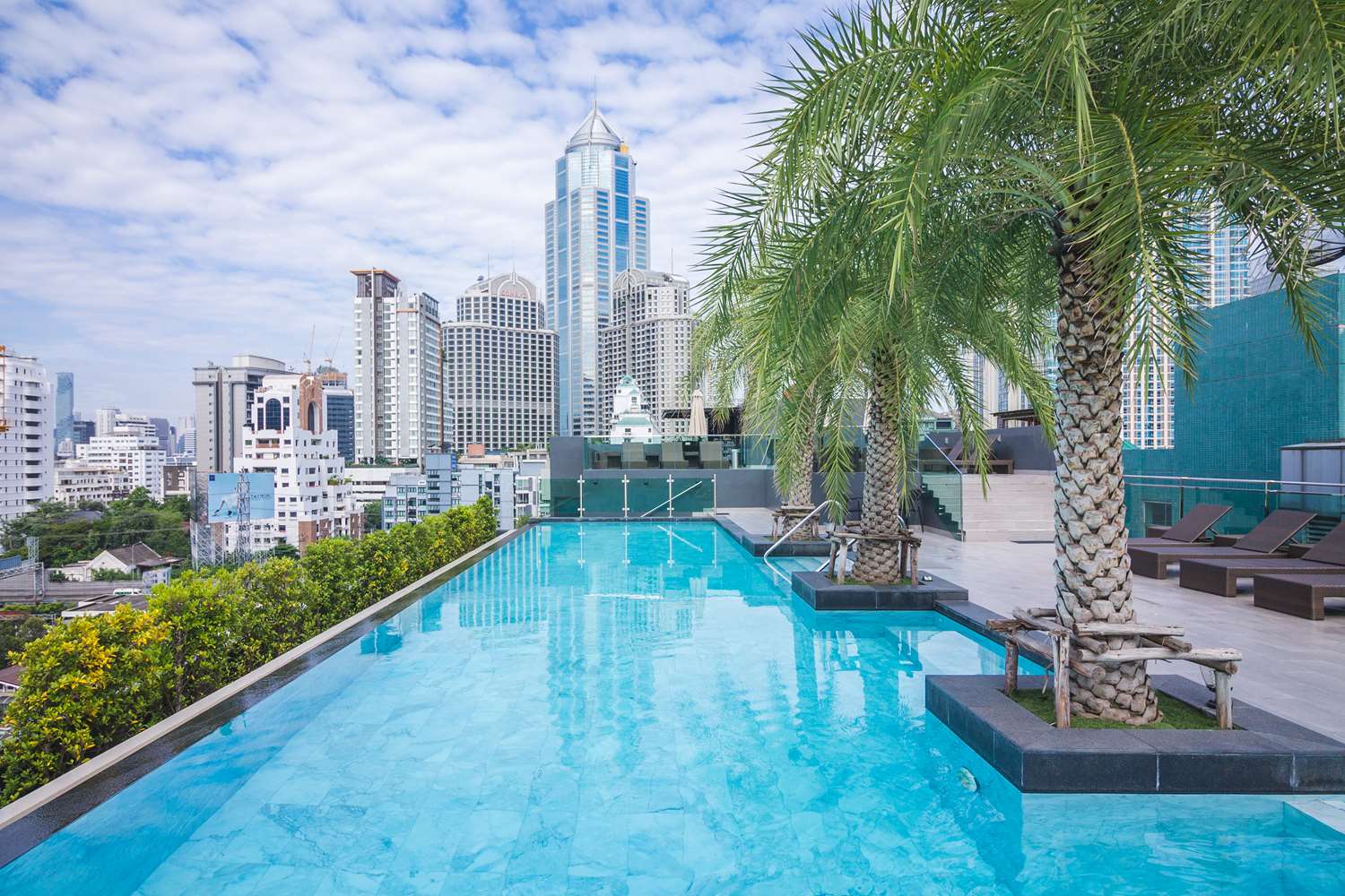 Best Western Sukhumvit 2 Hotel 19/20