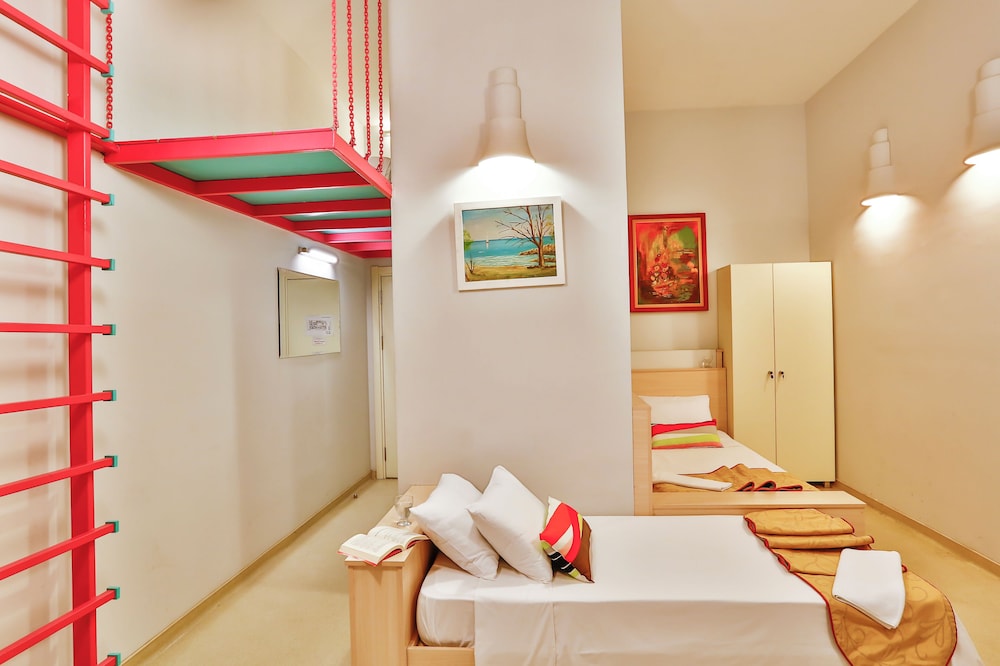 Han Hostel Airport North Hotel 42/75