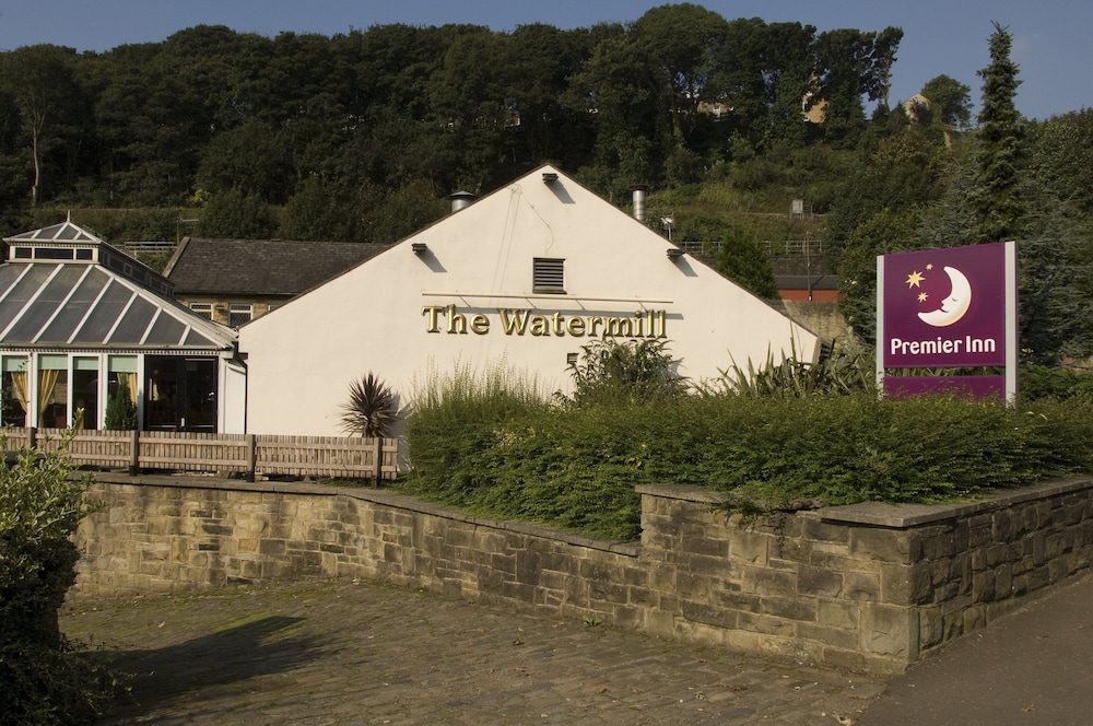Premier Inn Halifax South 29/30