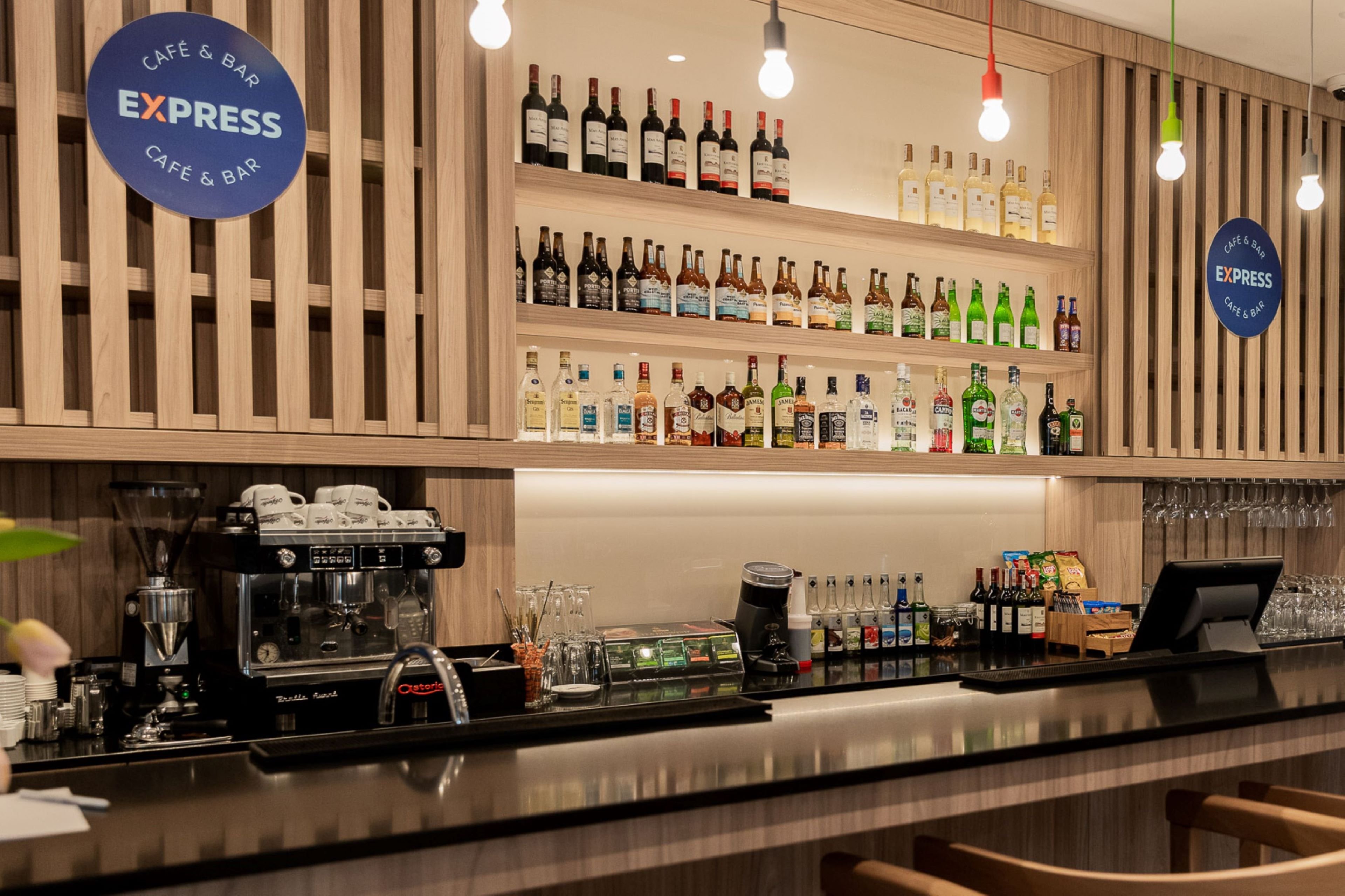 Holiday Inn Express Warsaw - Mokotow 1/56