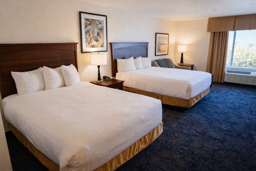 Crystal Inn Hotel & Suites Salt Lake City 26/65