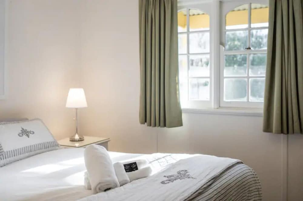 CHESTNUT TREE HOLIDAY APARTMENTS 13/50