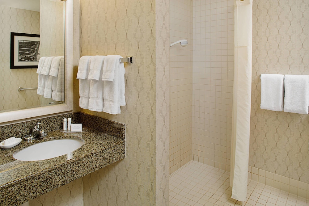 Residence Inn Worcester 51/55