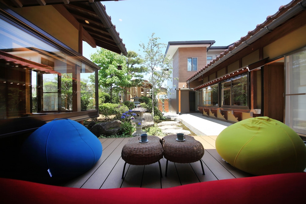 Ichinomatsu Japanese Modern Hotel 35/38