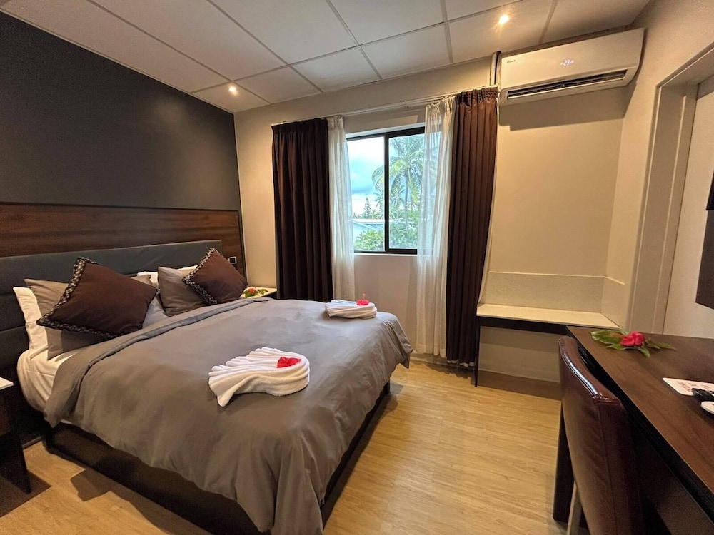 Standard, Double Bed, Corner