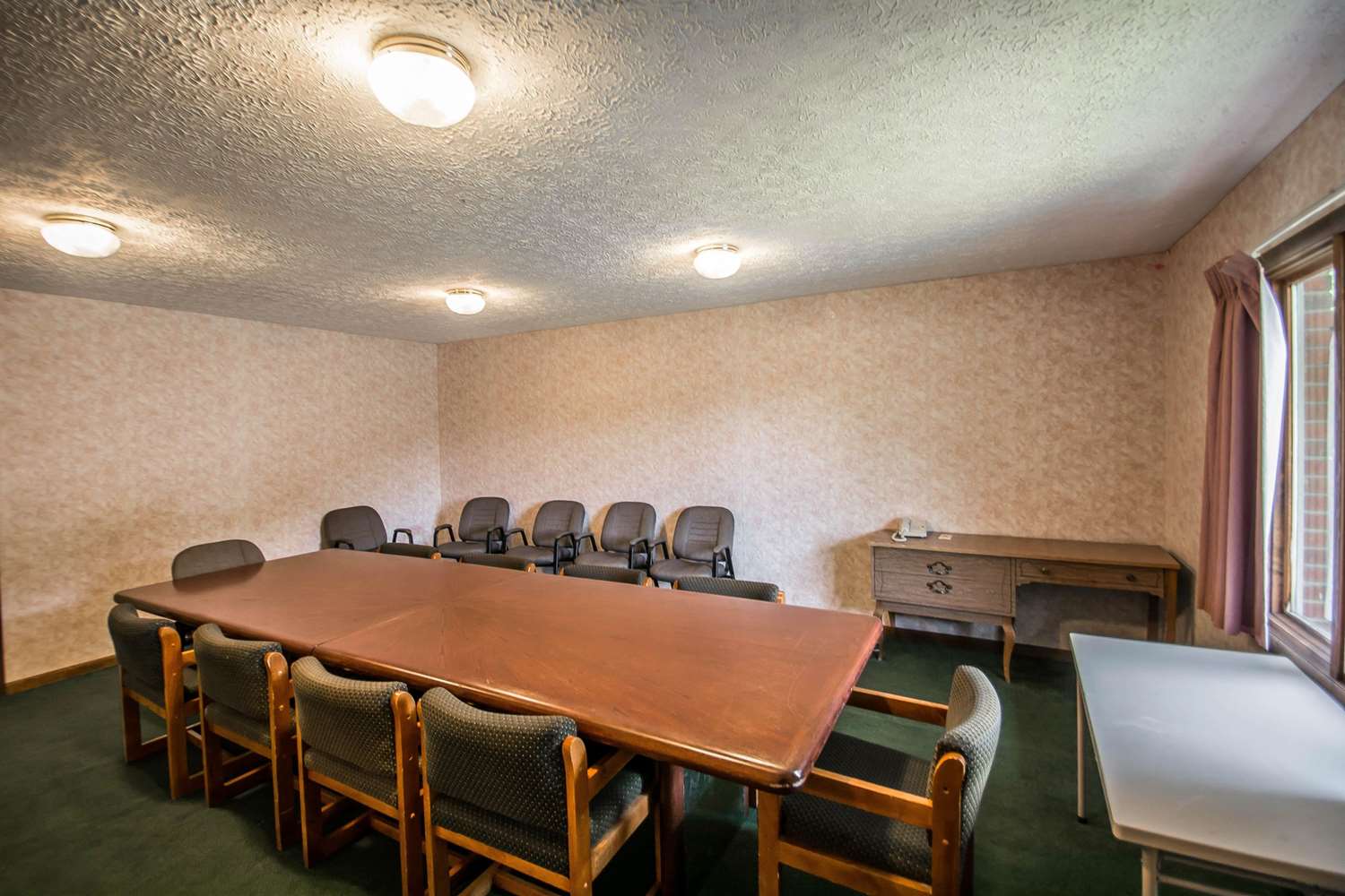 Econo Lodge Hornell 31/41