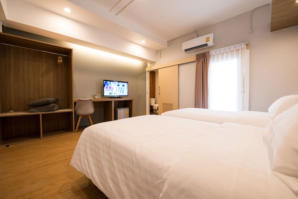 SUPERIOR, DOUBLE BED