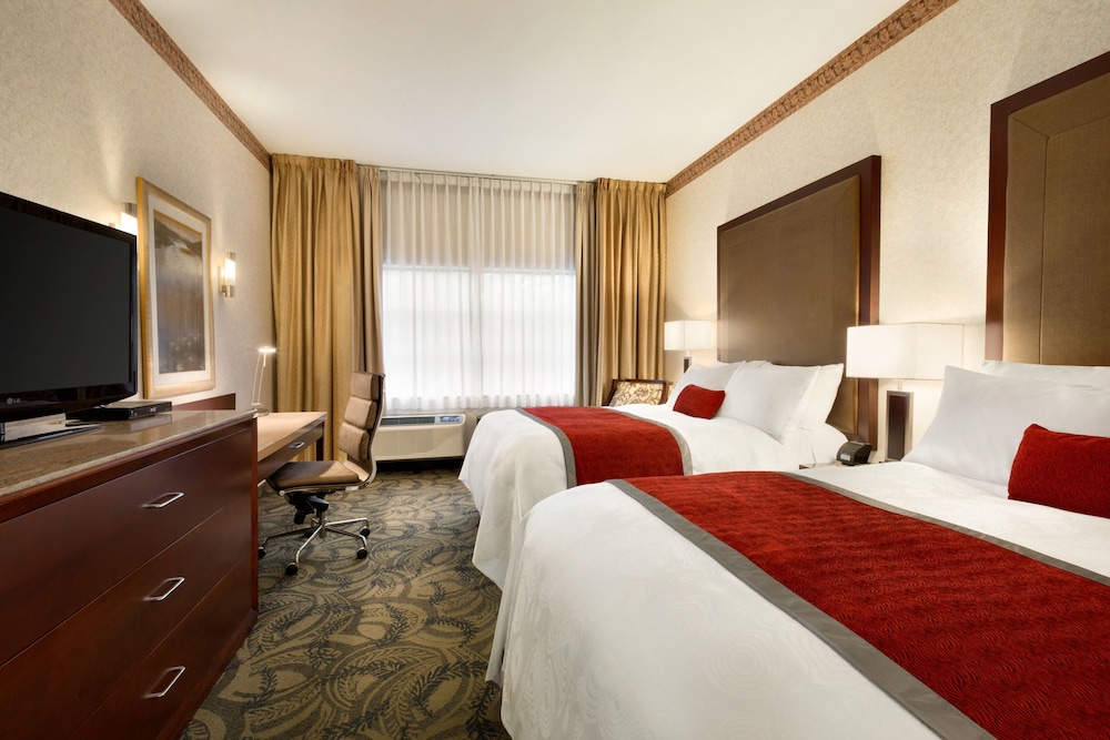 Poco Inn And Suites Hotel Conference Centre 25/58