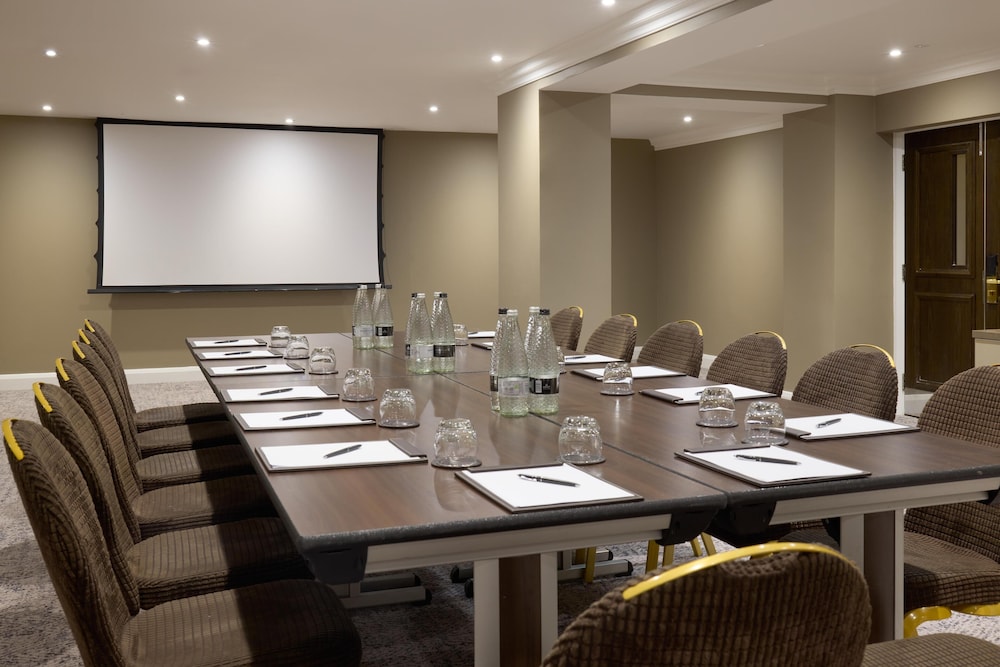 Radisson Blu Hotel London South Kensington 69/76