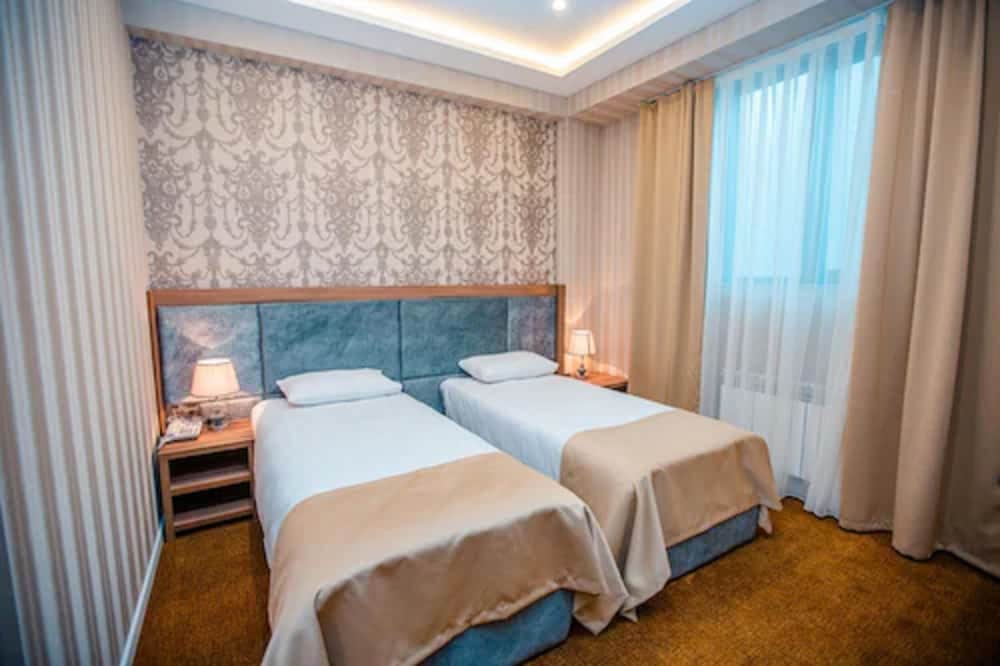 Grand Midway Hotel Baku 27/55