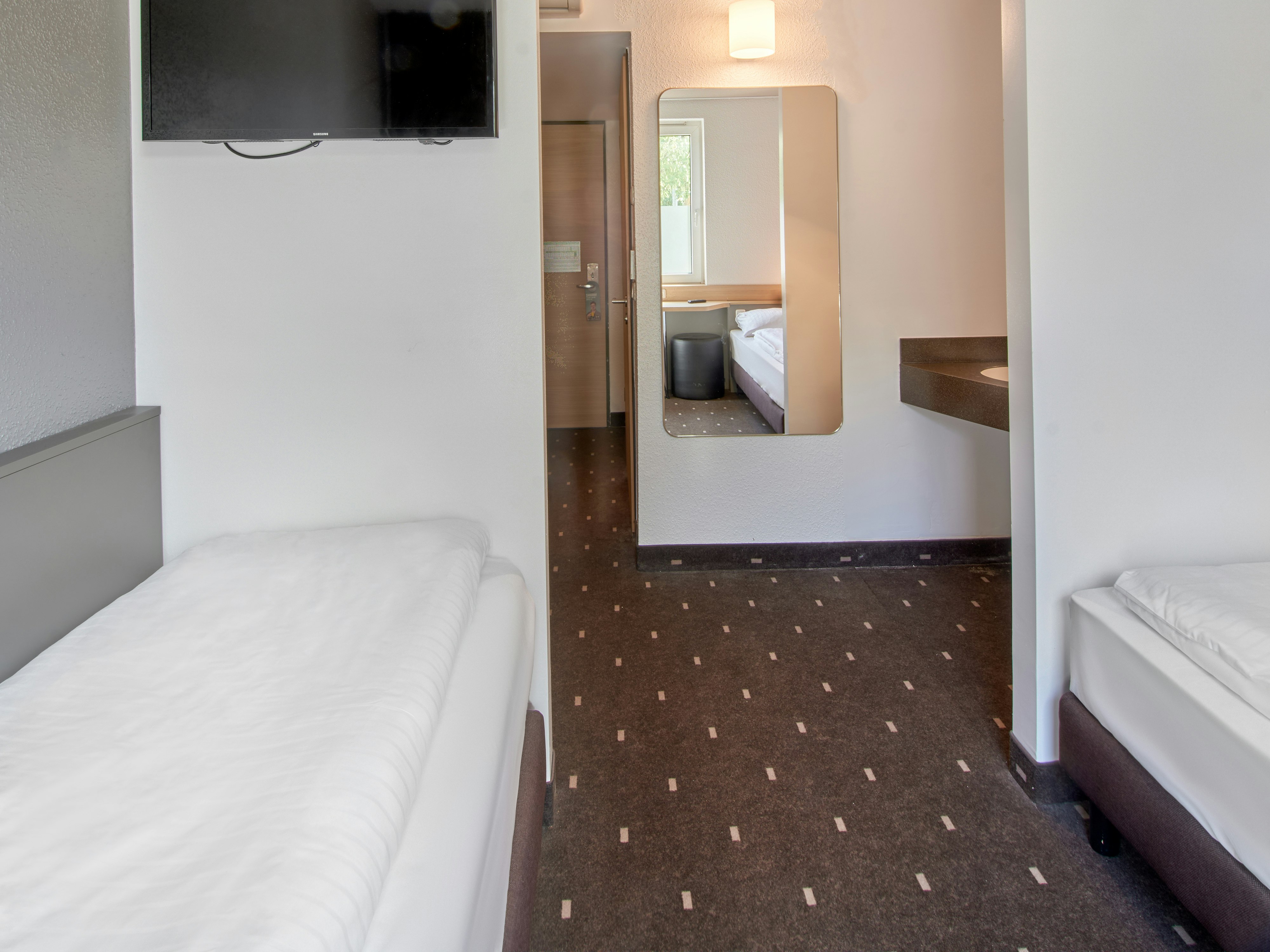 B&B Hotel Offenbach-Sud 16/28