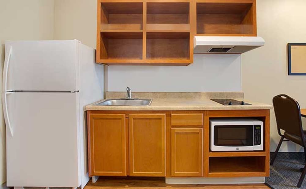 WoodSpring Suites Odessa 18/22