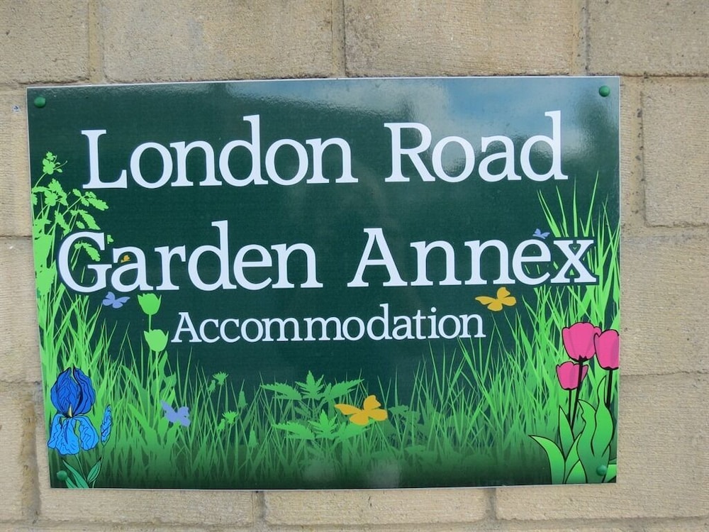 London Road Garden Annex 7/22